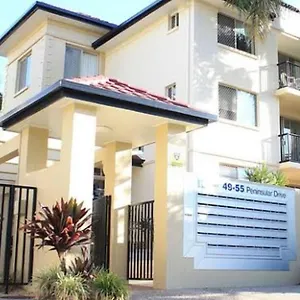 3 Bedroom Surfers Paradise Apartment Gold Coast